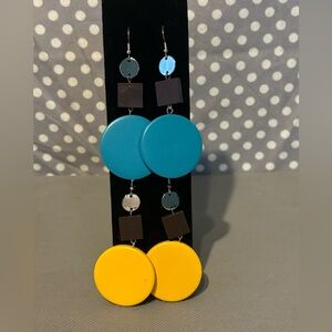 Two pairs of pierced earrings?